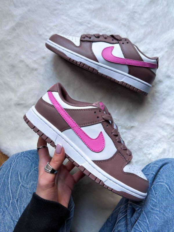 Nike Dunk Low Smokey Mauve