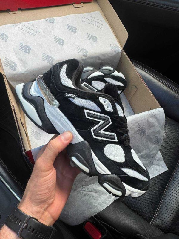 New Balance 9060 Black/White
