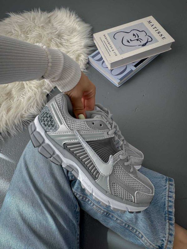 Nike Zoom Vomero 5 Silver v1