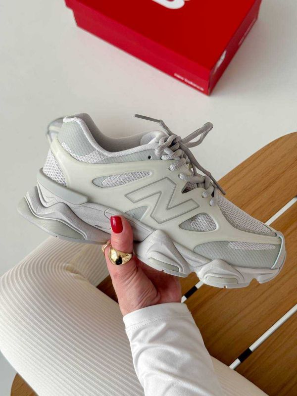 New Balance 9060 Grey