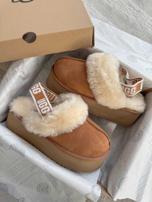 UGG Funkette Slipper Platform Chestnut