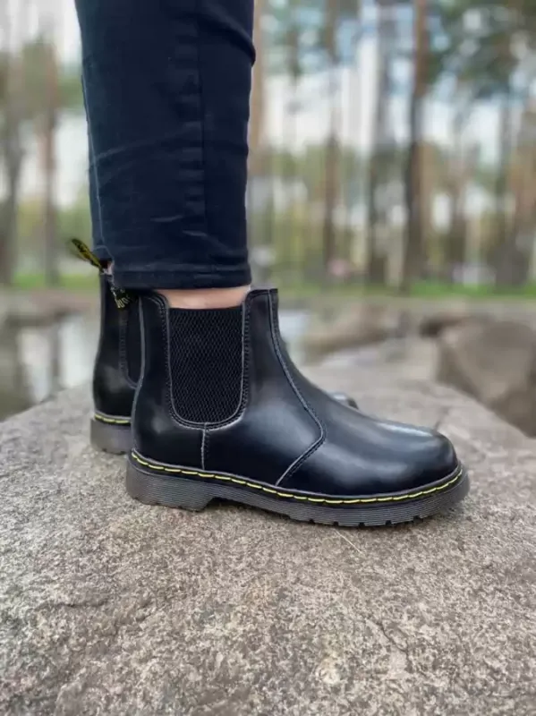 Dr. Martens Chelsea