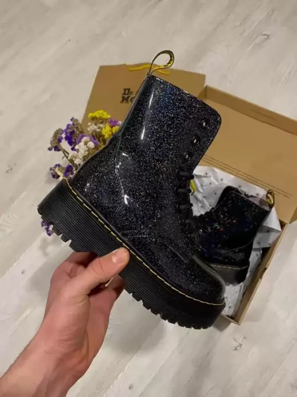 Dr. Martens Jadon Galaxy v1